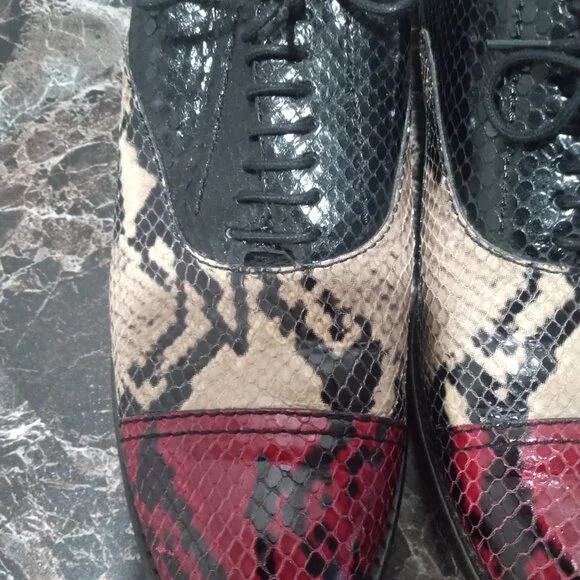 Marc Jacobs Oxfords size 8 - Picture 2 of 8